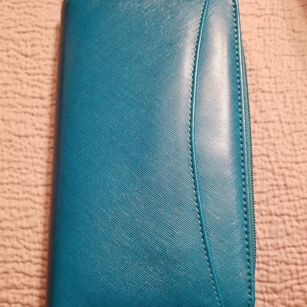 Saffiano Personal Compact Zip Organizer Aquamarine